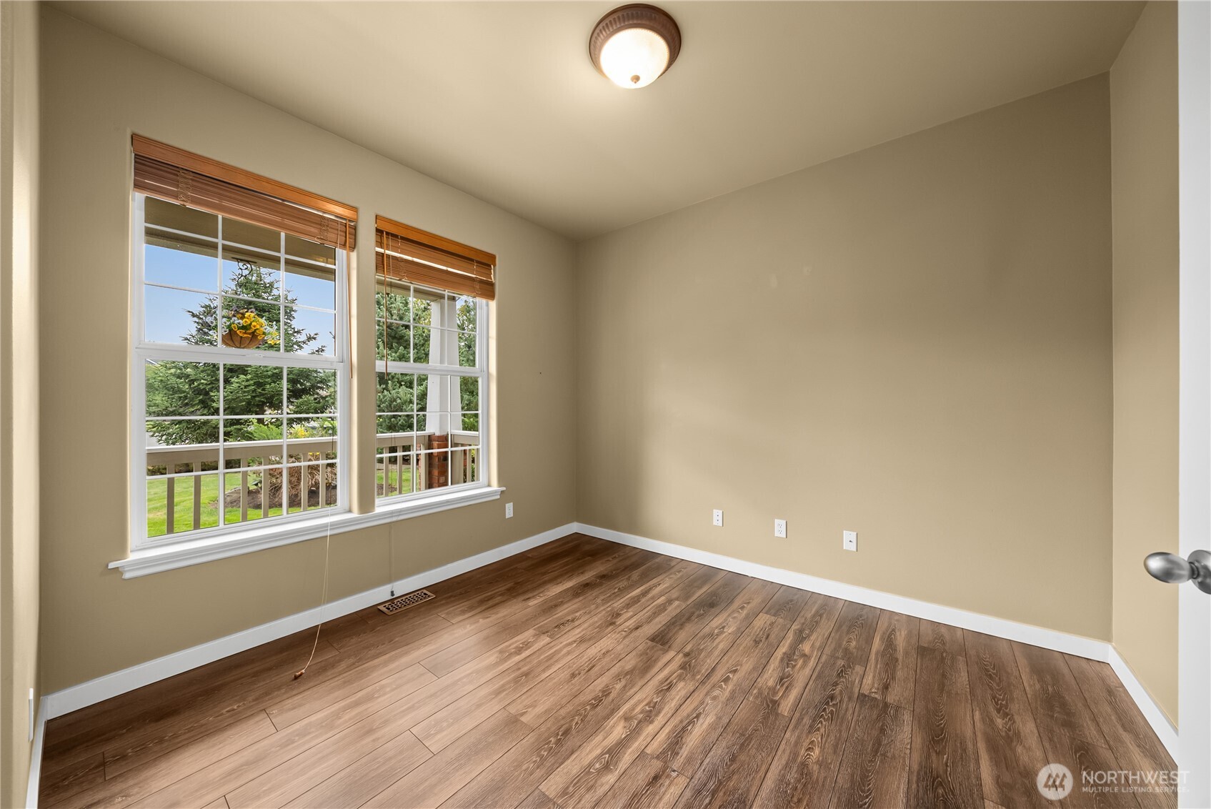 21611 22nd Street Property Photo 18