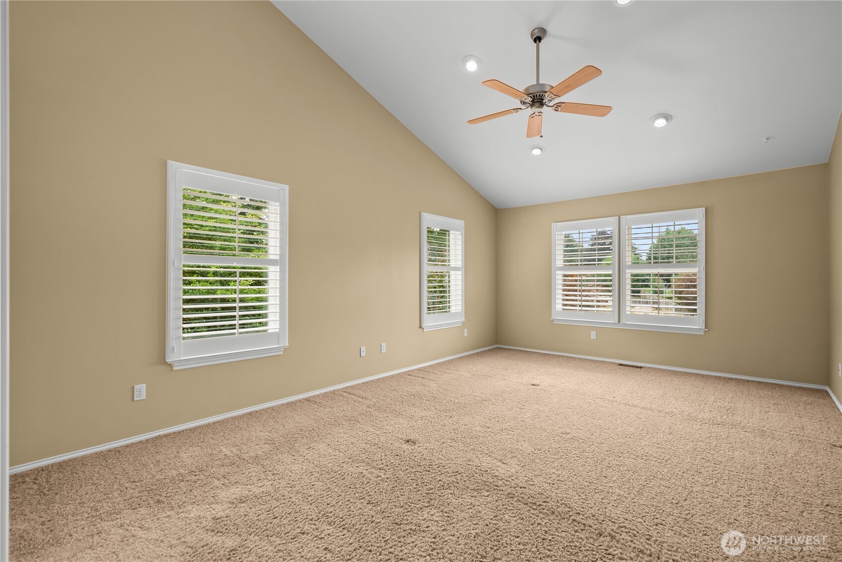 21611 22nd Street Property Photo 19