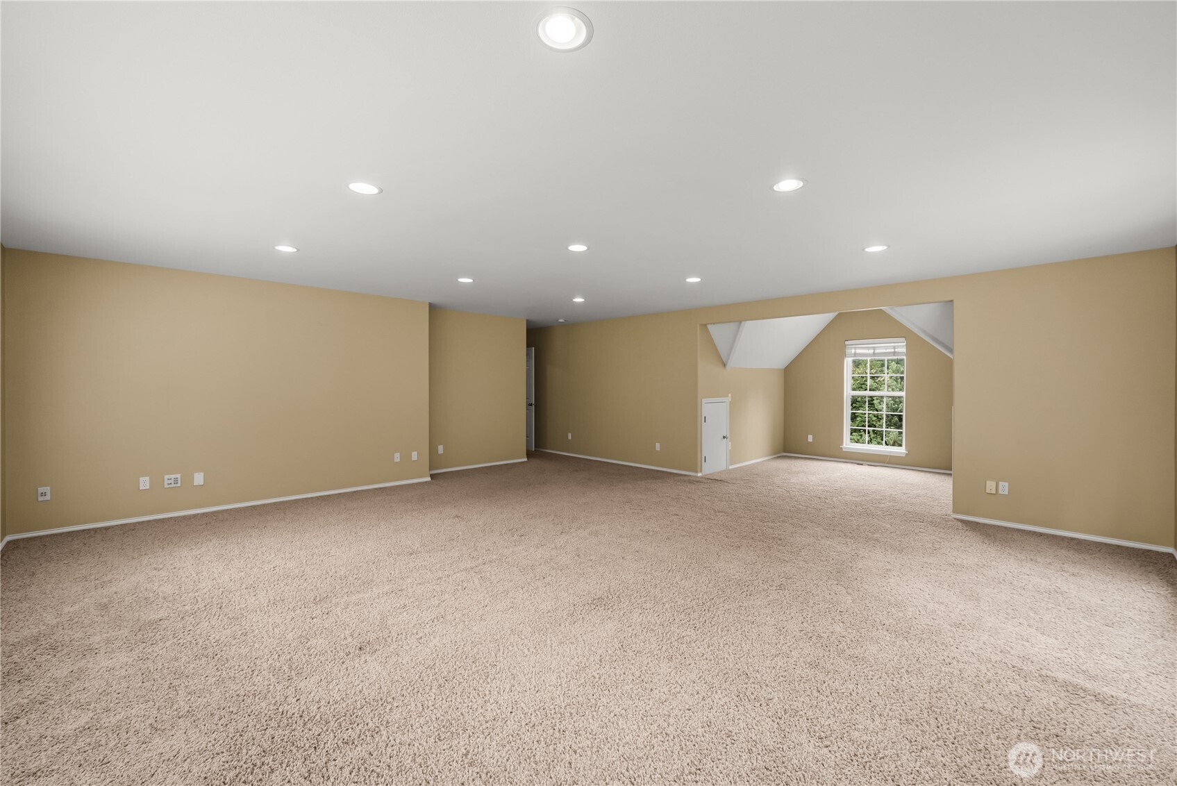 21611 22nd Street Property Photo 25