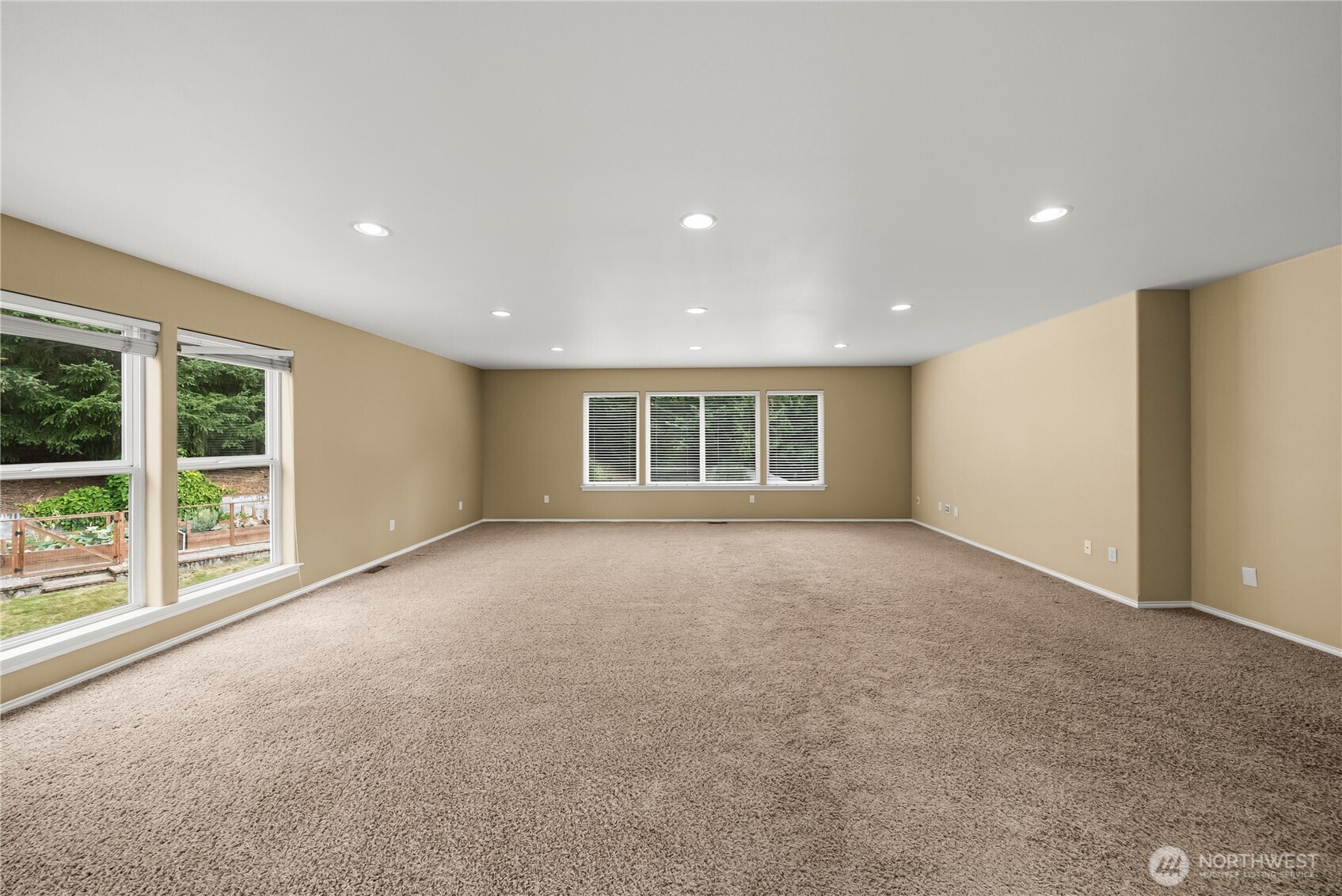 21611 22nd Street Property Photo 26