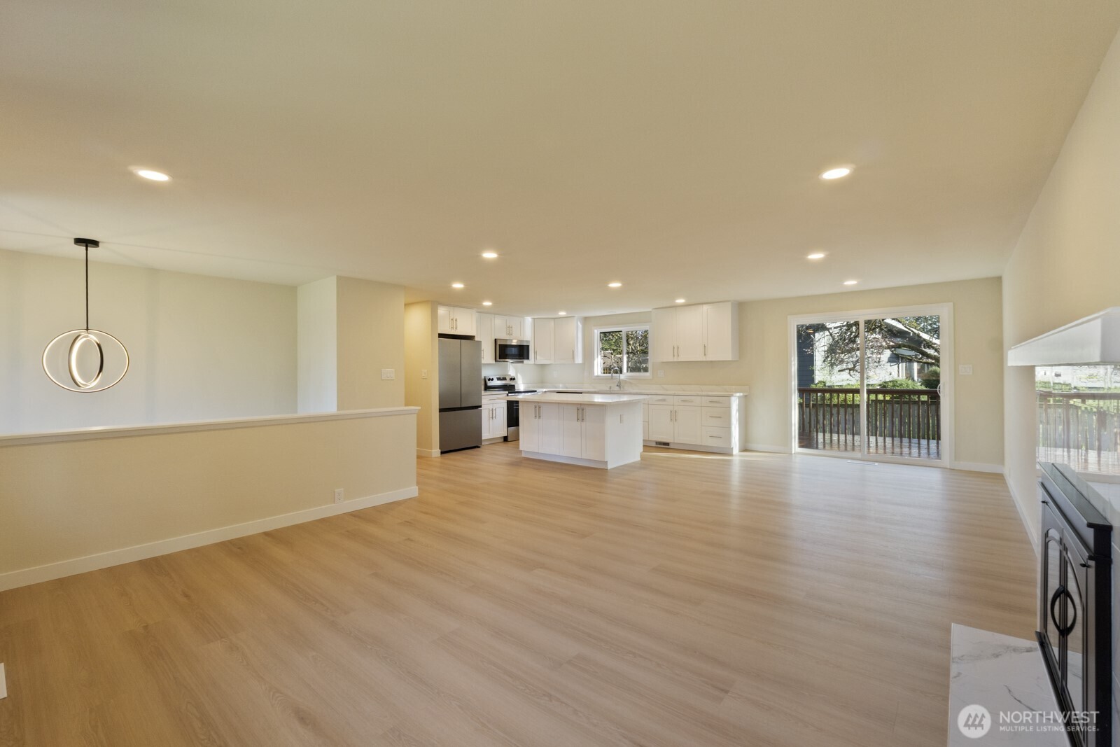 14522 Ne 5th Street Property Photo 6