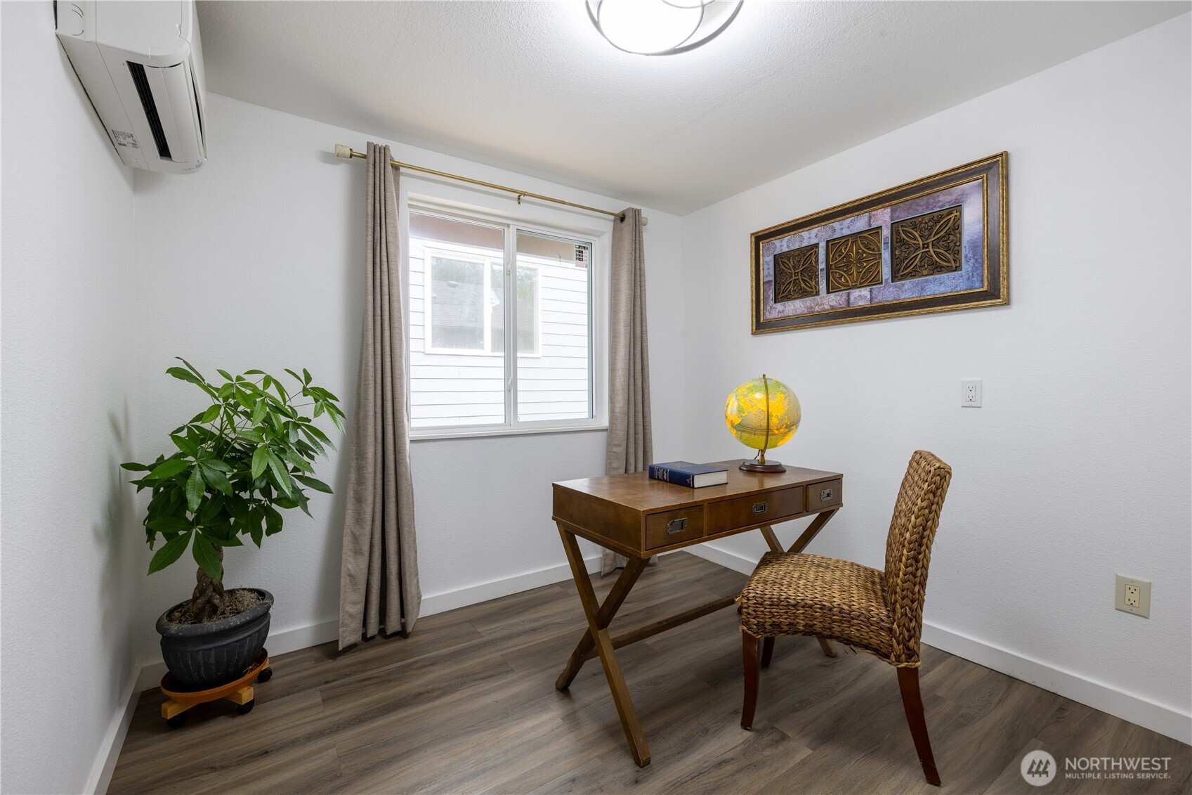 12756 Evanston Avenue Property Photo 10