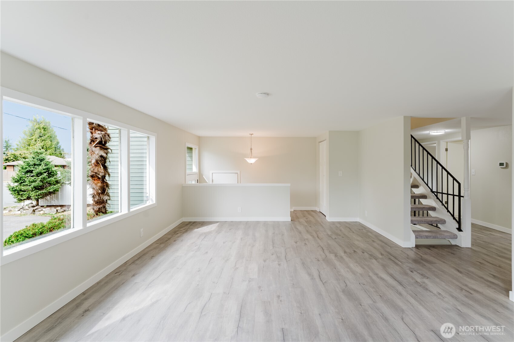 10050 13th Avenue Property Photo 11