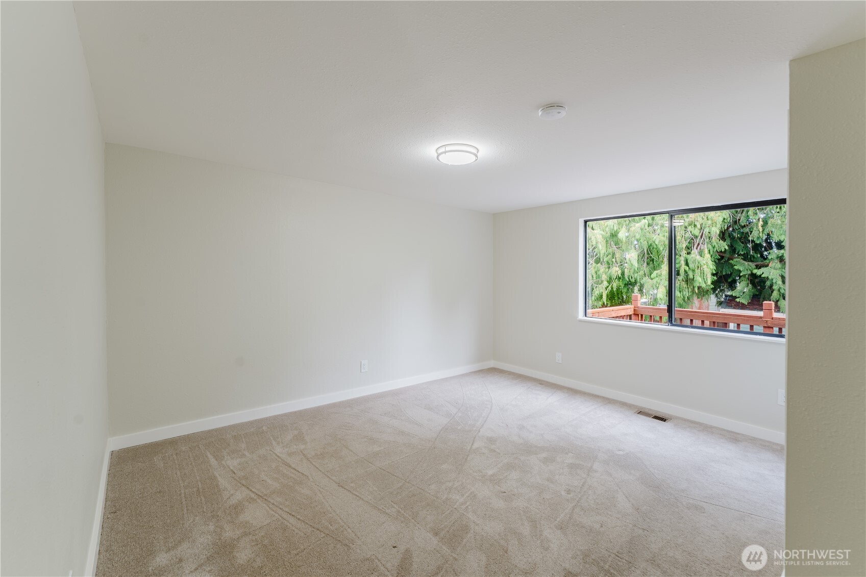 10050 13th Avenue Property Photo 16