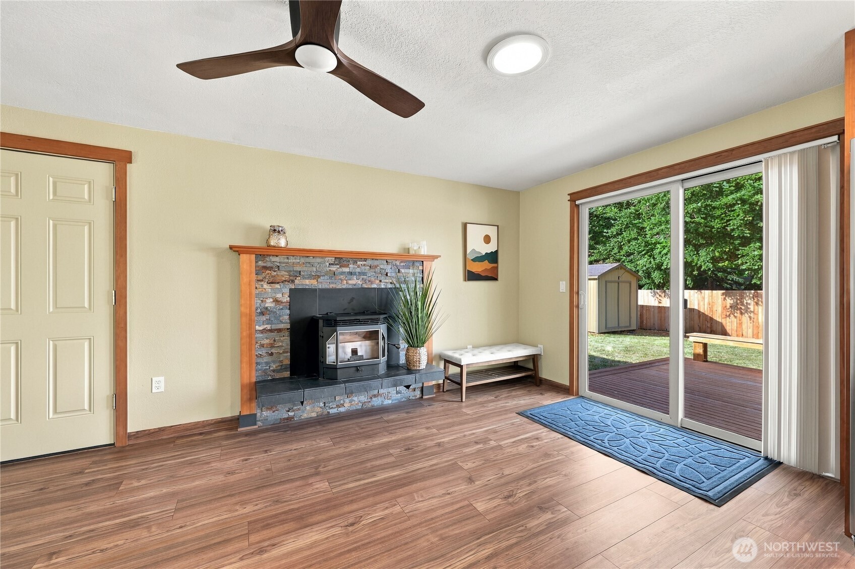 4495 Lopez Avenue Property Photo 14