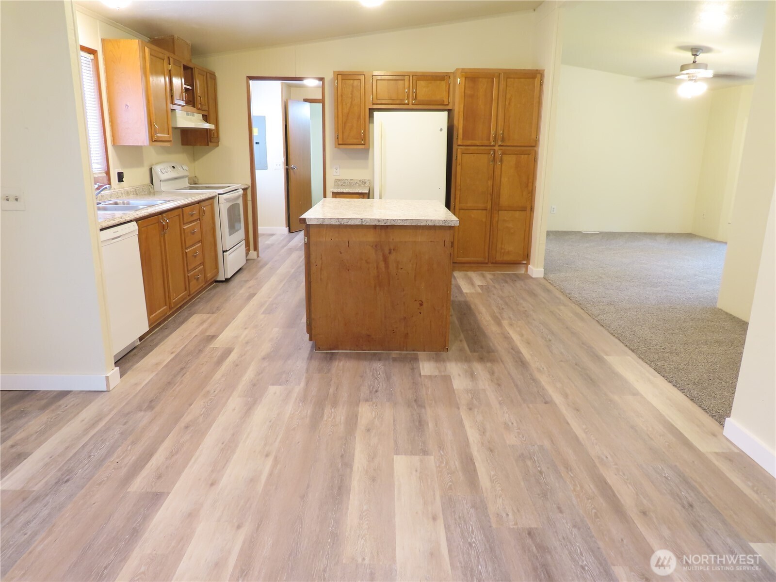 17110 119th Place Property Photo 6