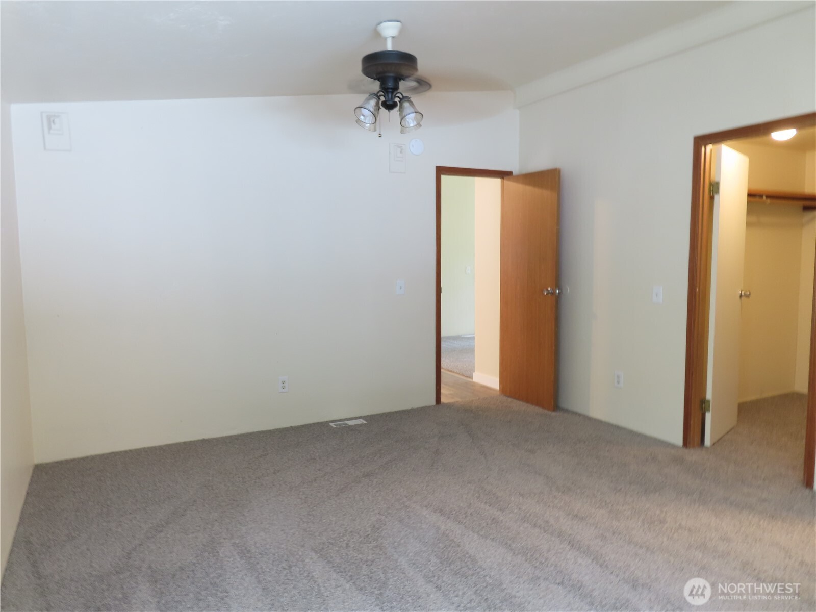 17110 119th Place Property Photo 9