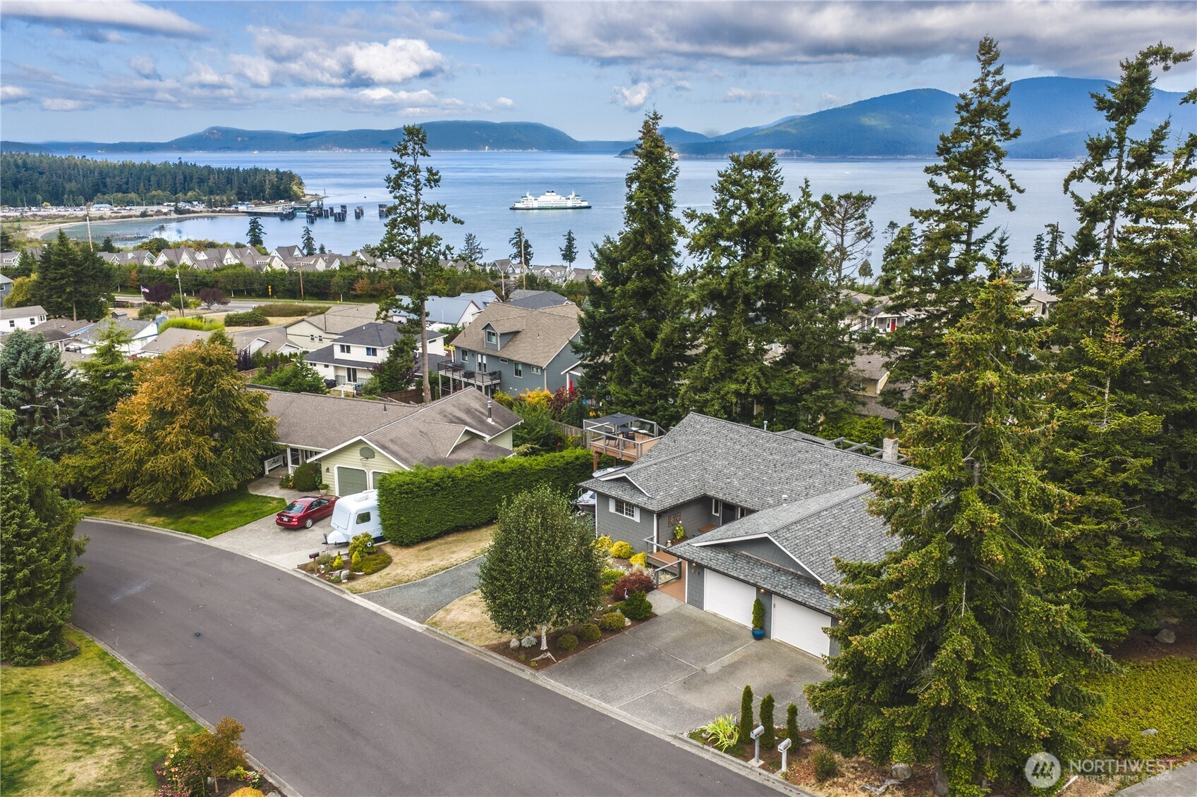 4304 Whidbey Court Property Photo 1