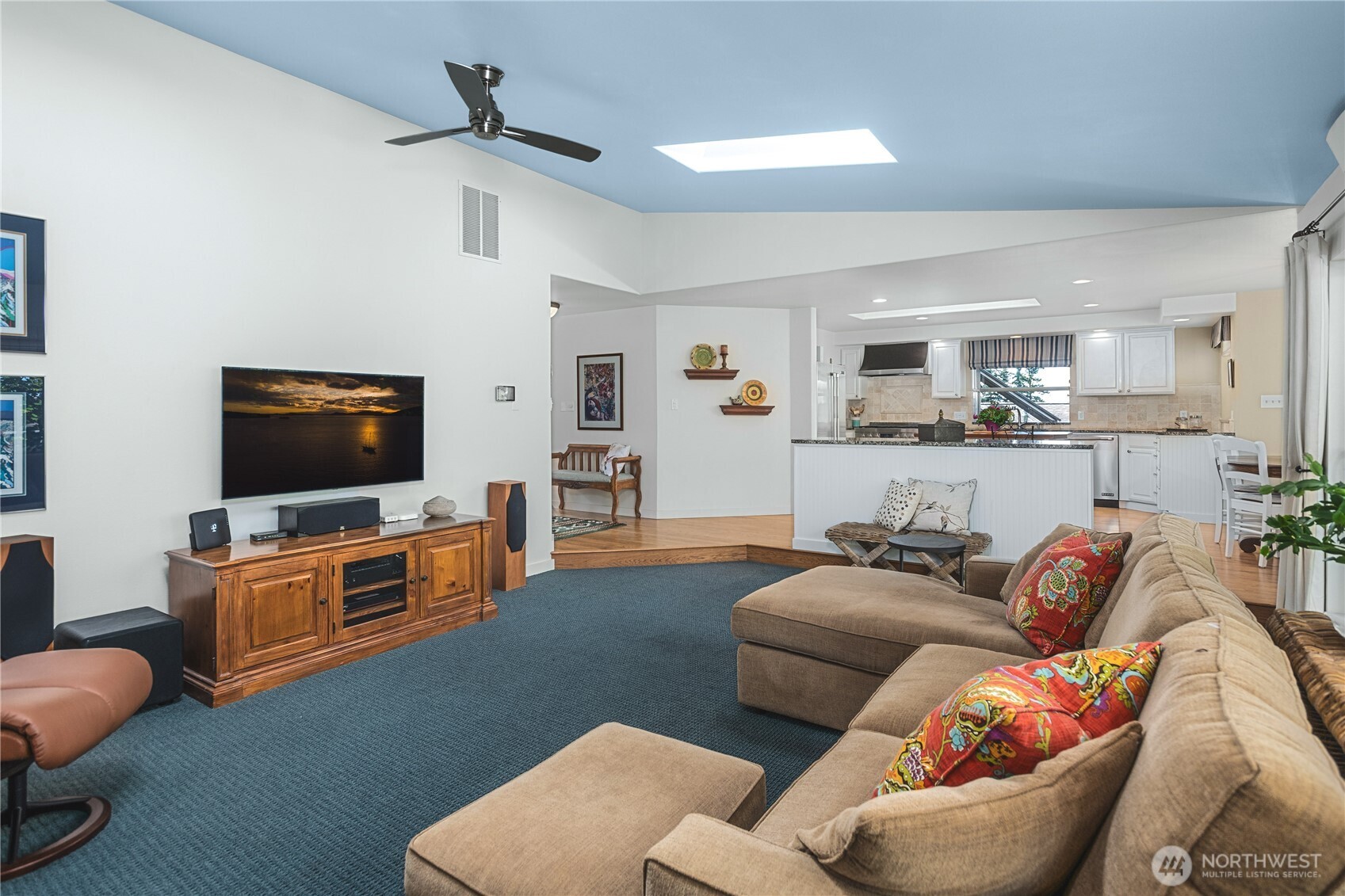 4304 Whidbey Court Property Photo 14