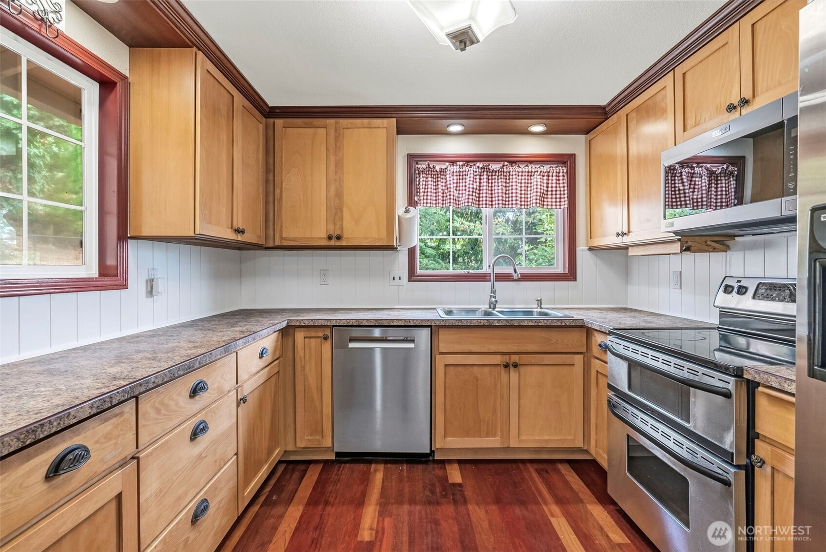 226 Gwynne Road Property Photo 18