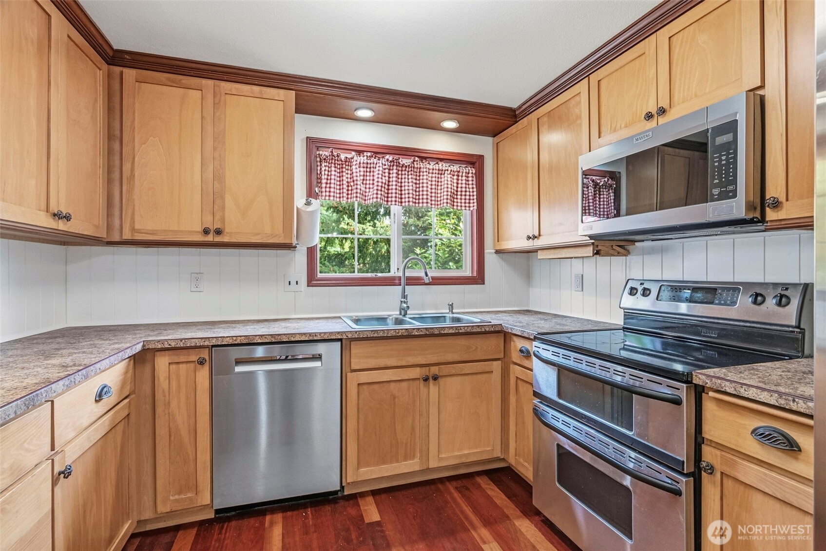 226 Gwynne Road Property Photo 19