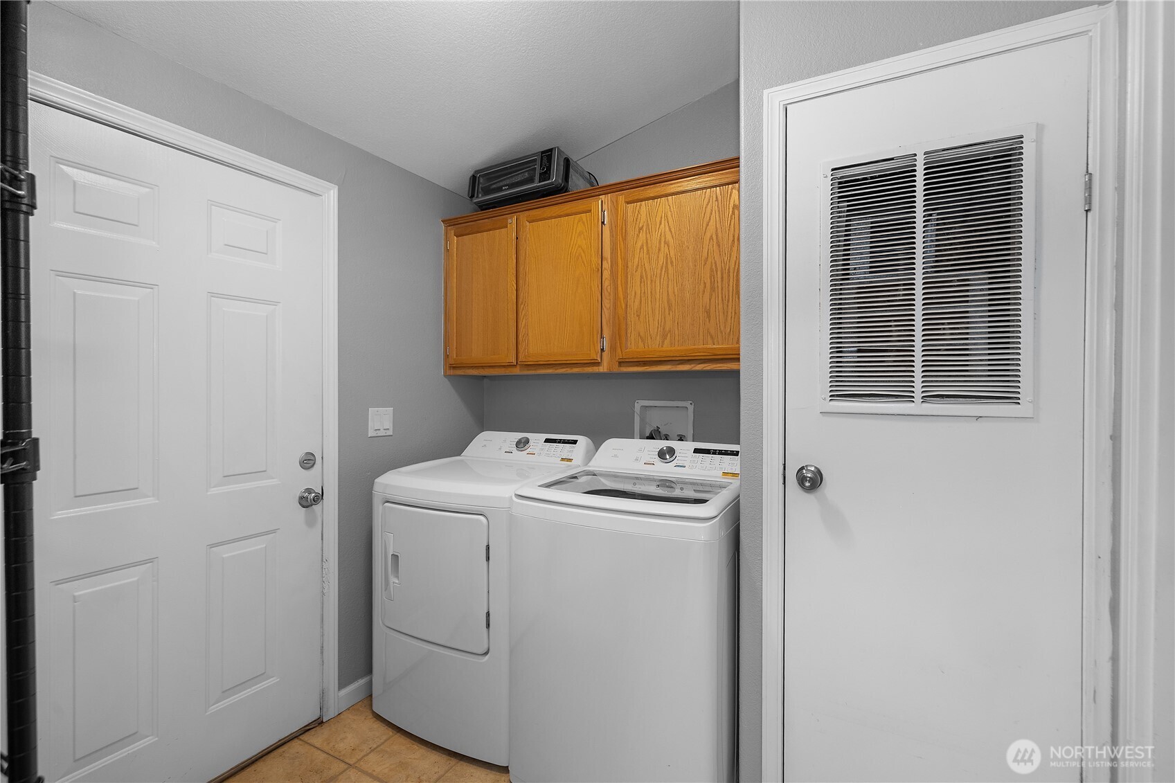 2150 E Timberlake Drive Property Photo 16