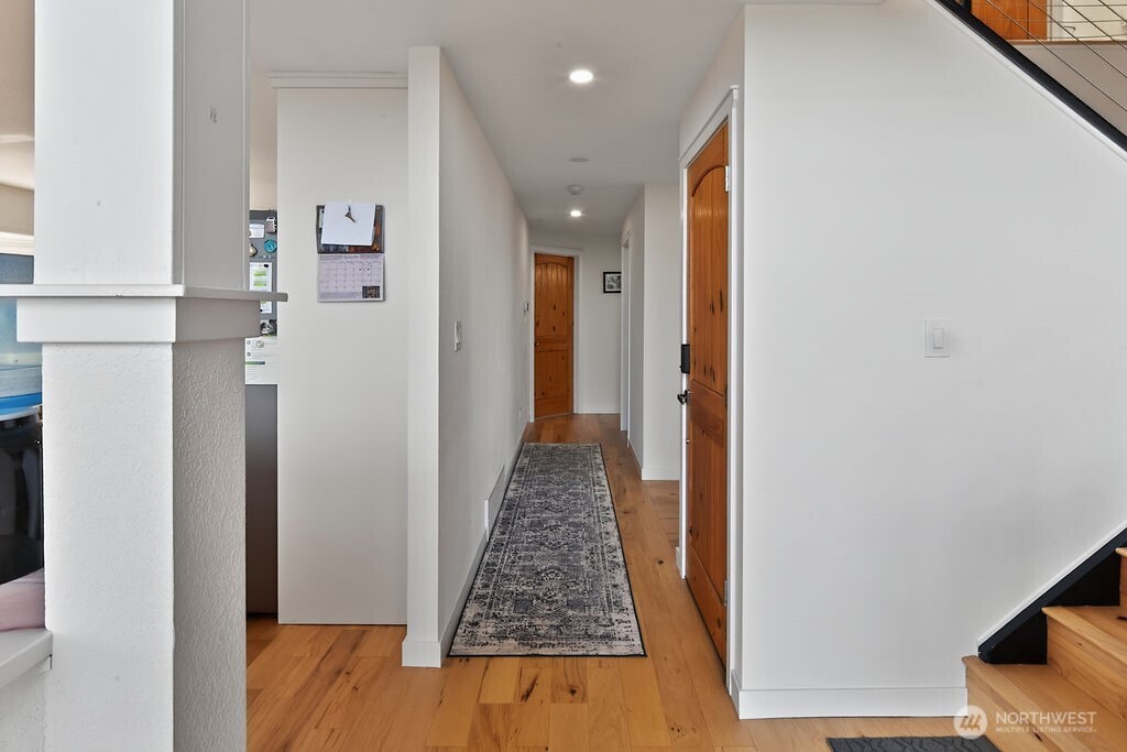 627 Wilson Street Property Photo 8