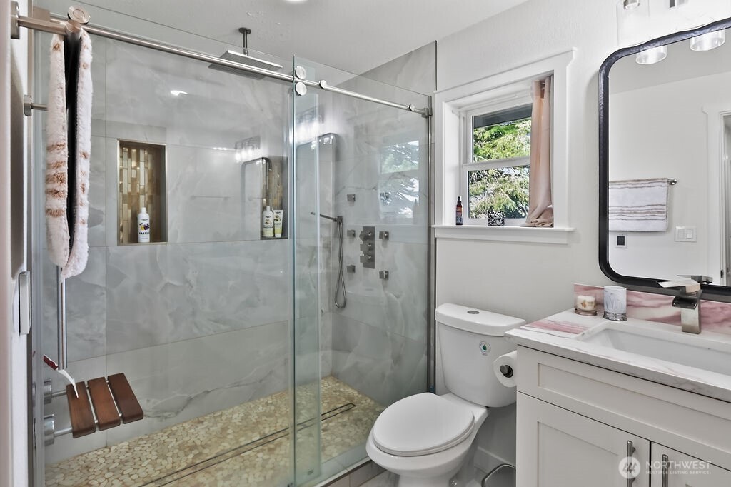 627 Wilson Street Property Photo 21