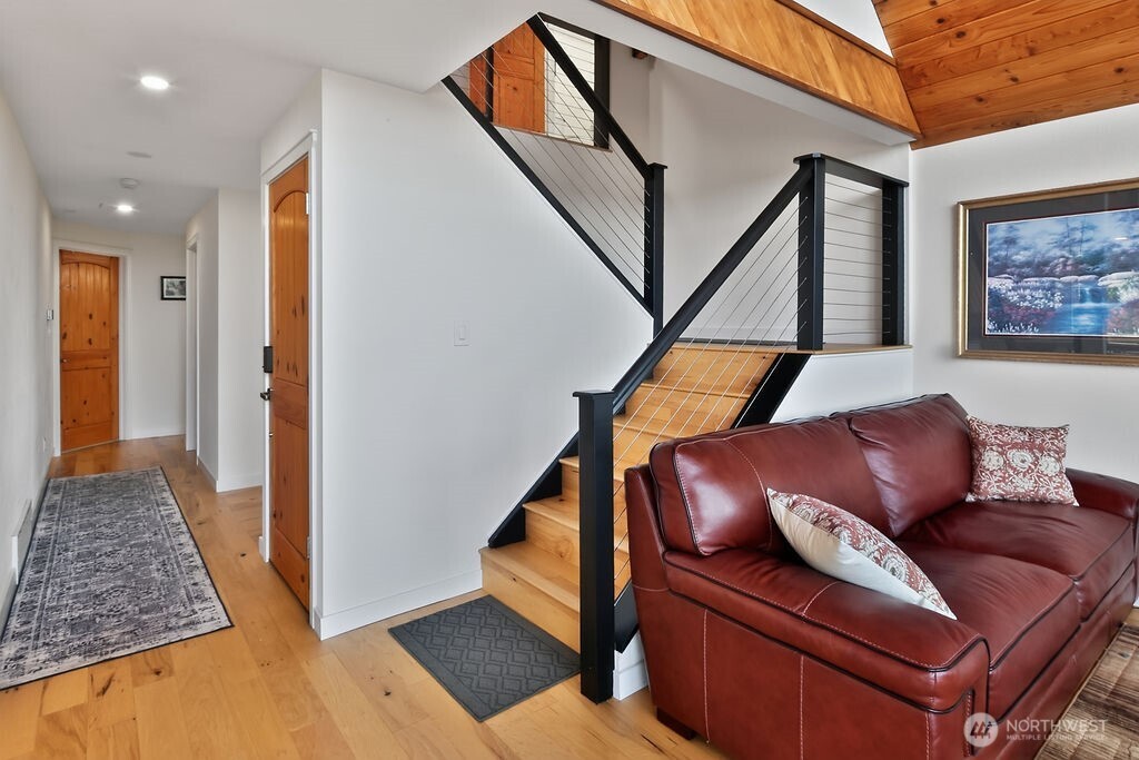 627 Wilson Street Property Photo 24