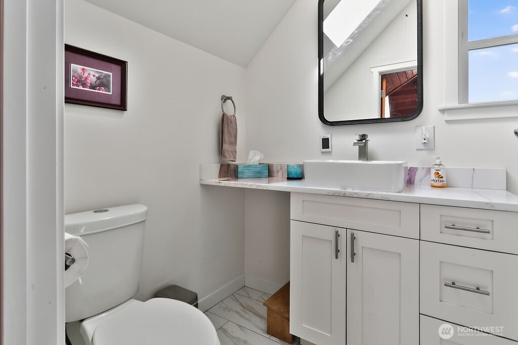627 Wilson Street Property Photo 30