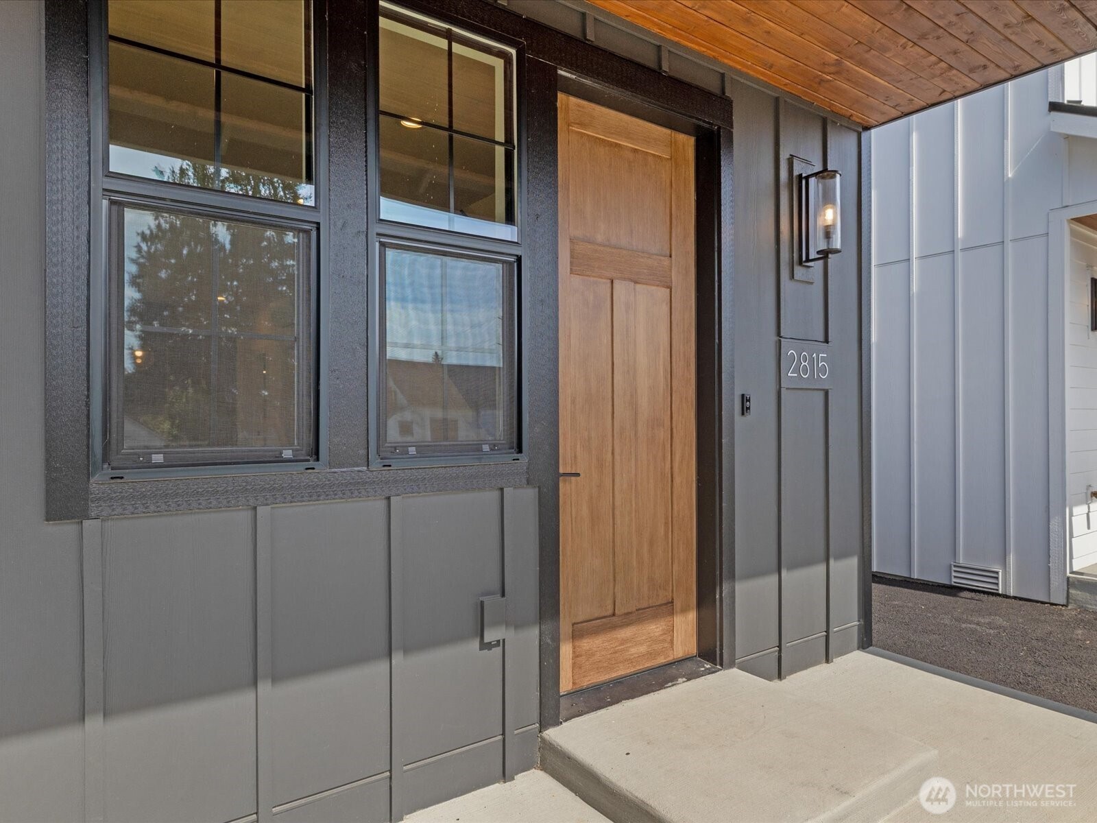 2815 25th Street C Property Photo 3