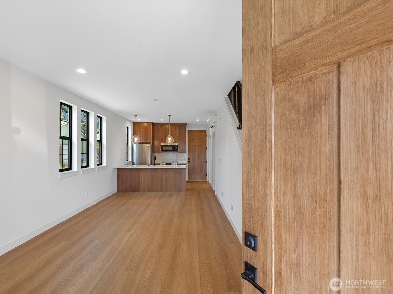 2815 25th Street C Property Photo 4