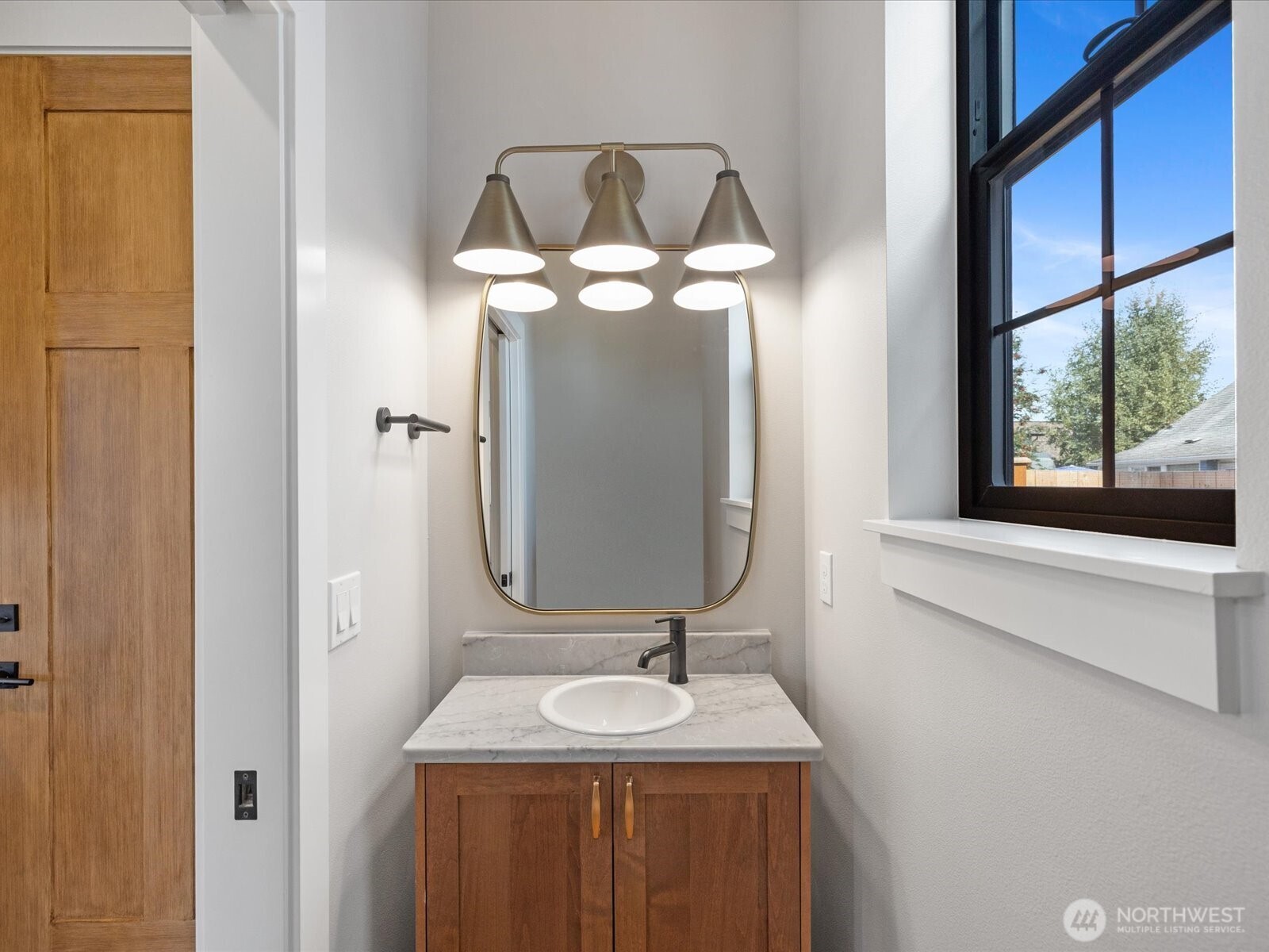 2815 25th Street C Property Photo 12