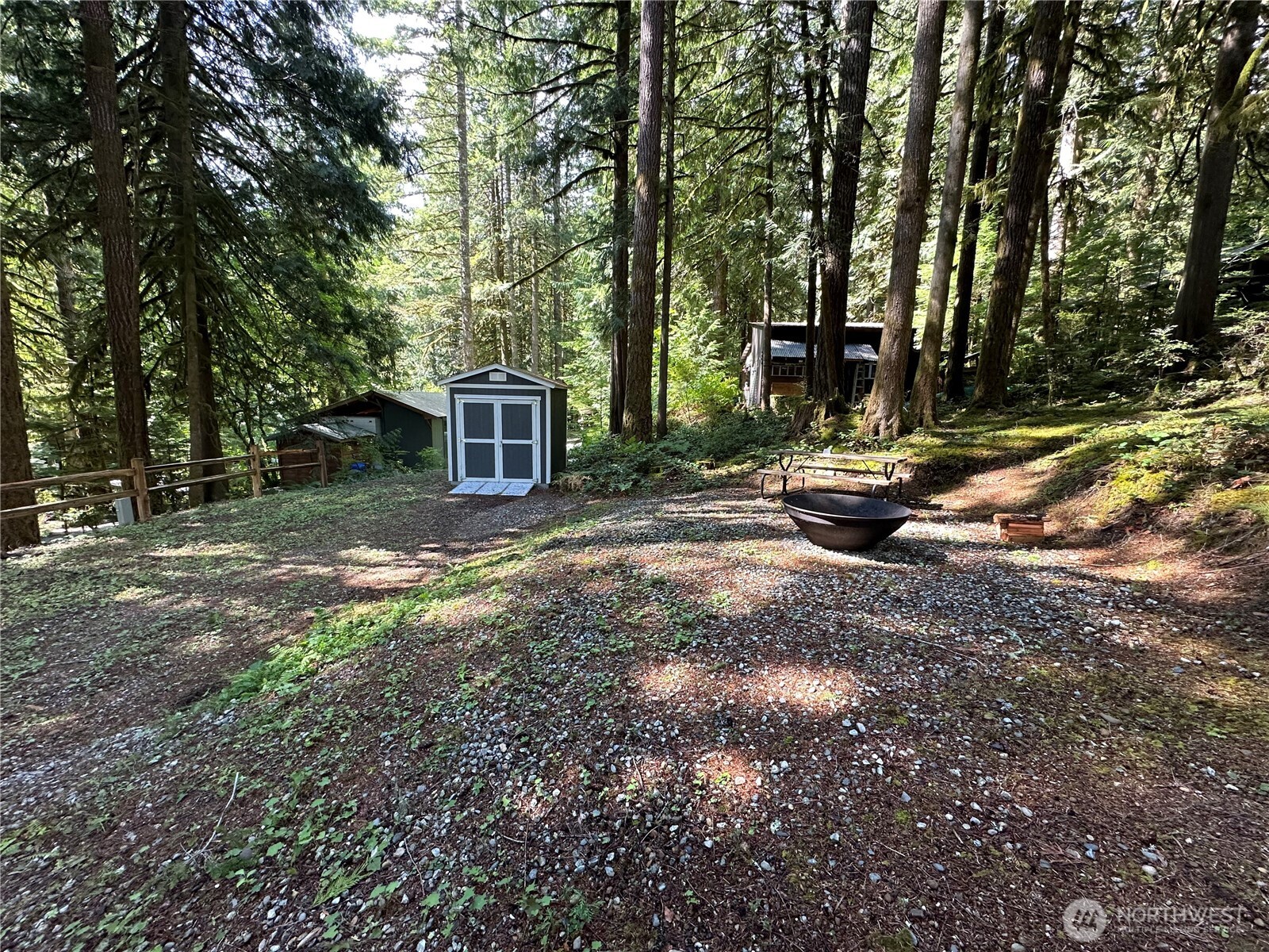 44707 Snee Oosh Trail Property Photo 7