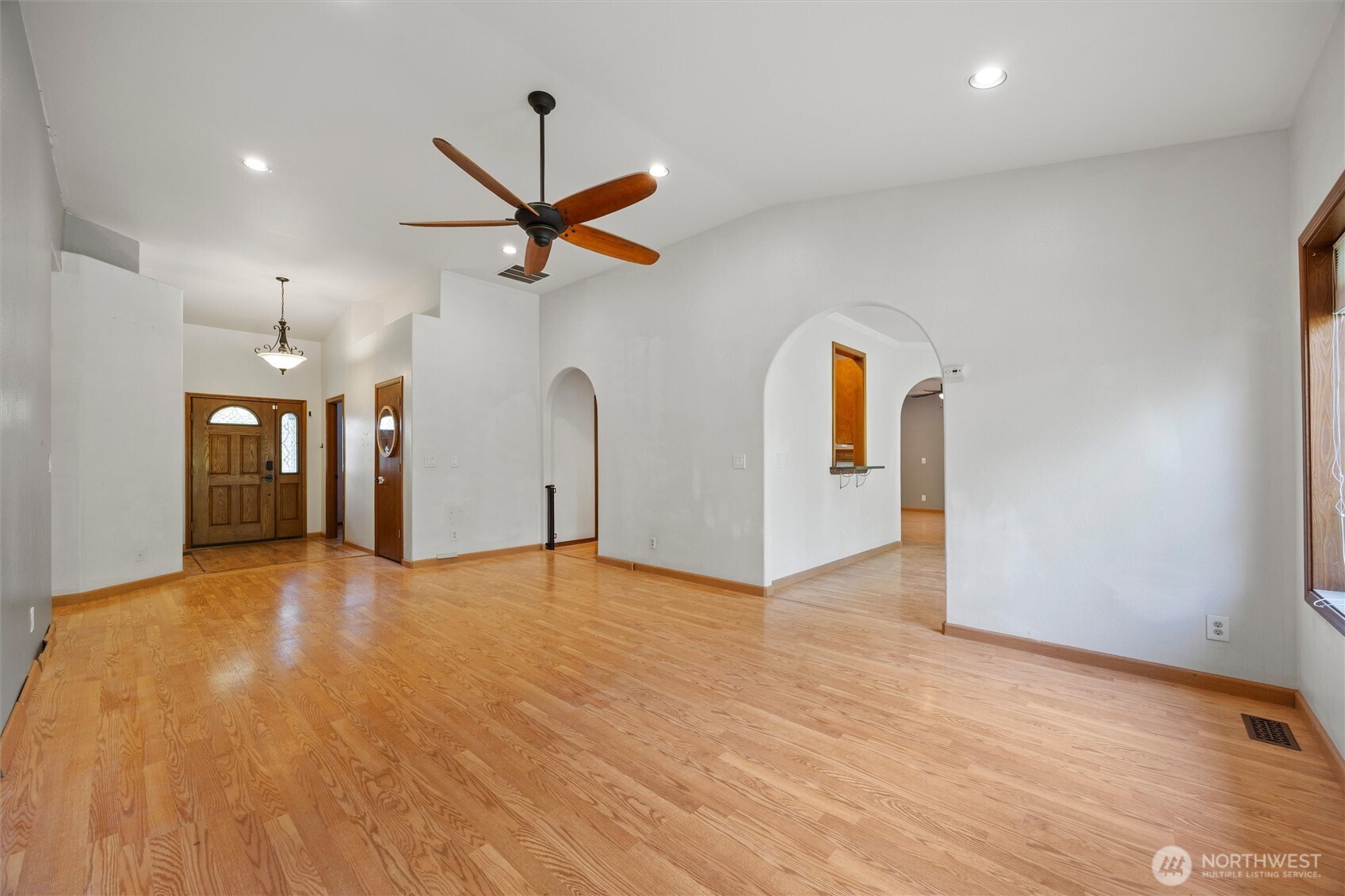 102 View Meadows Court Property Photo 7