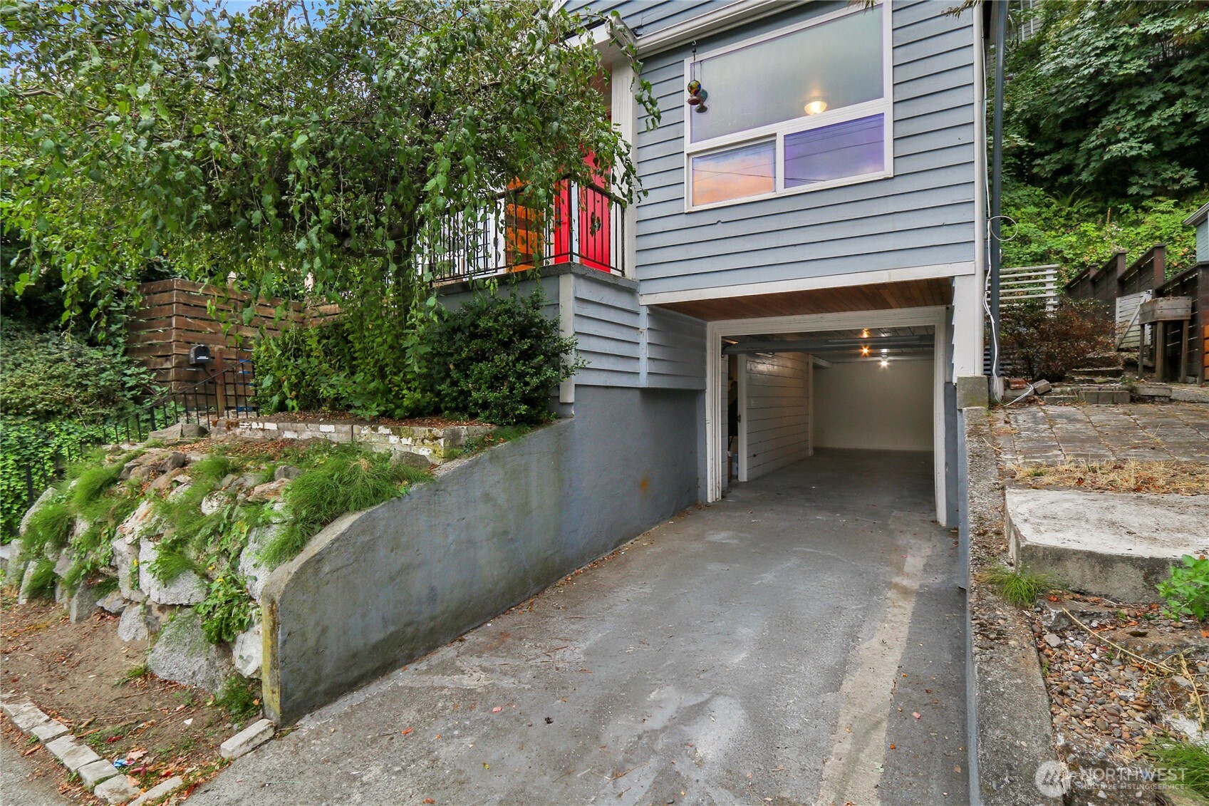 2157 Dexter Avenue Property Photo 2