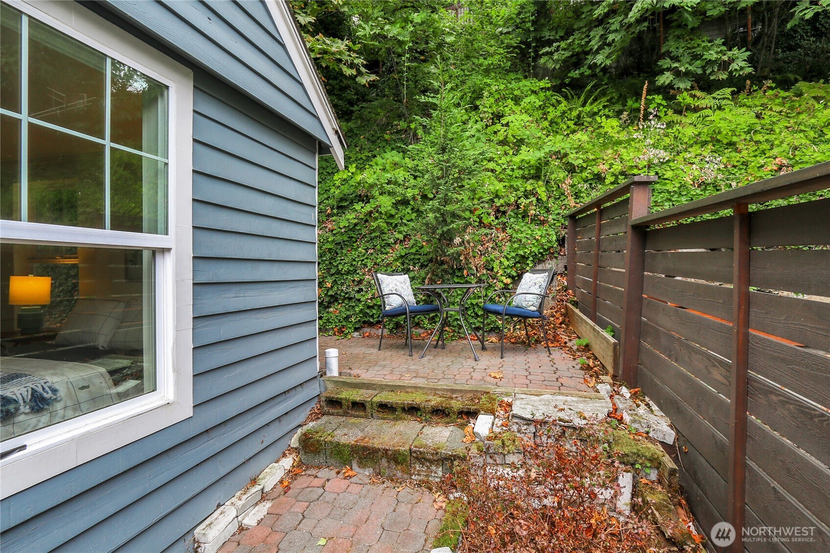 2157 Dexter Avenue Property Photo 3