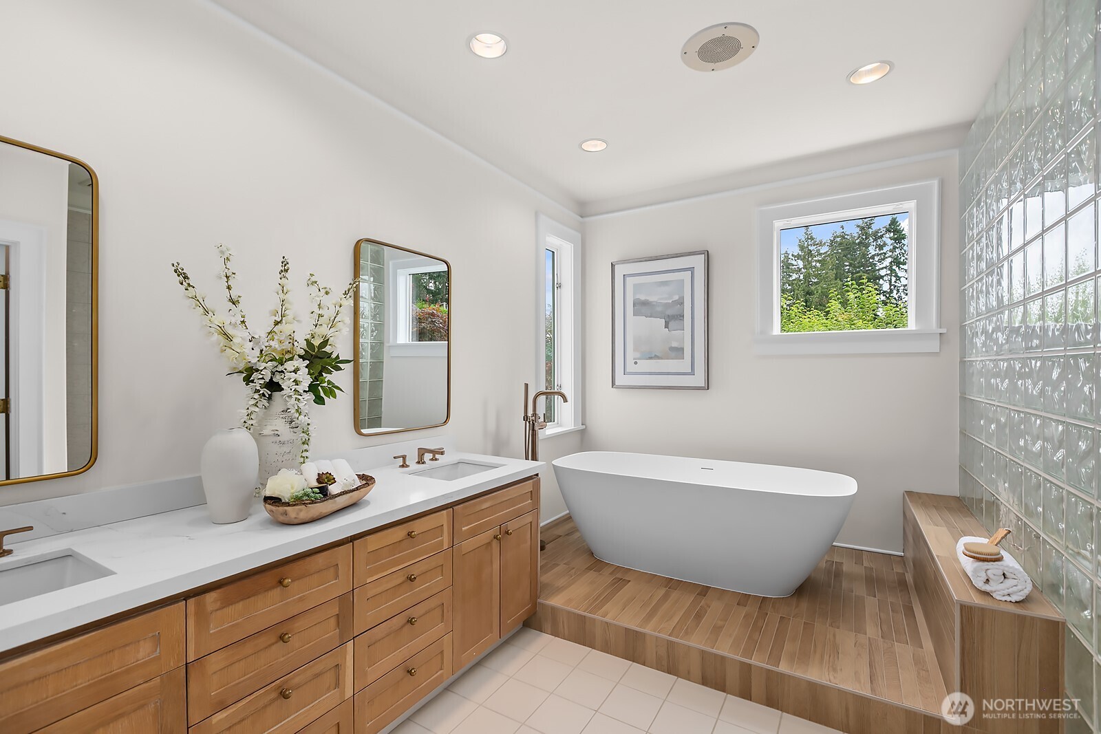 3402 W Lake Sammamish Parkway Property Photo 12