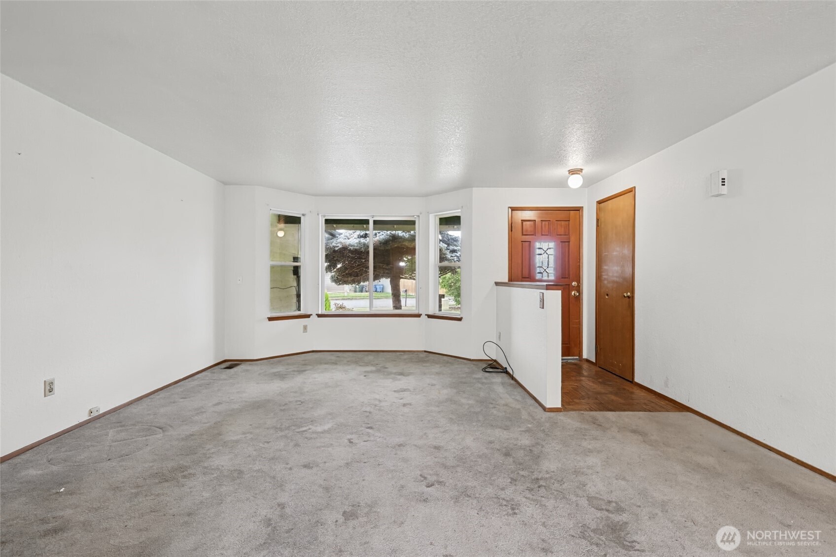 15912 67th Street Ct Property Photo 2