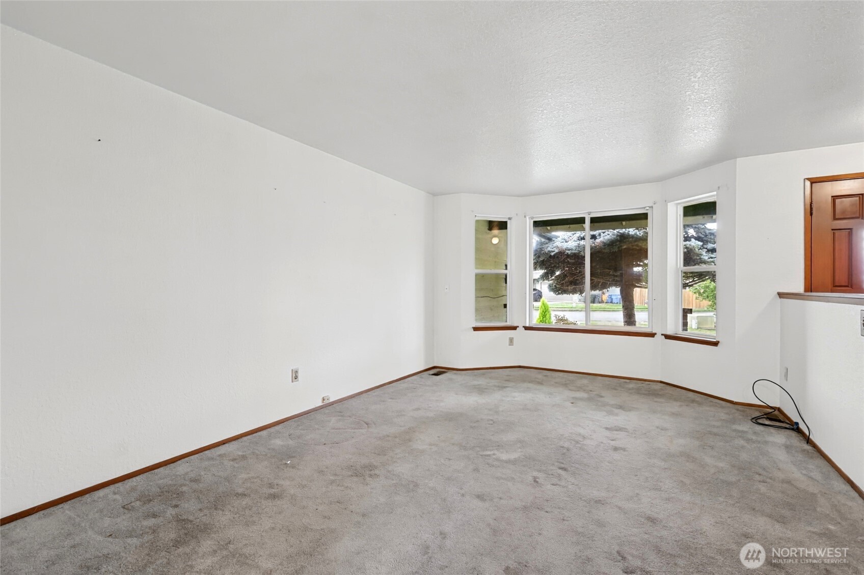 15912 67th Street Ct Property Photo 3