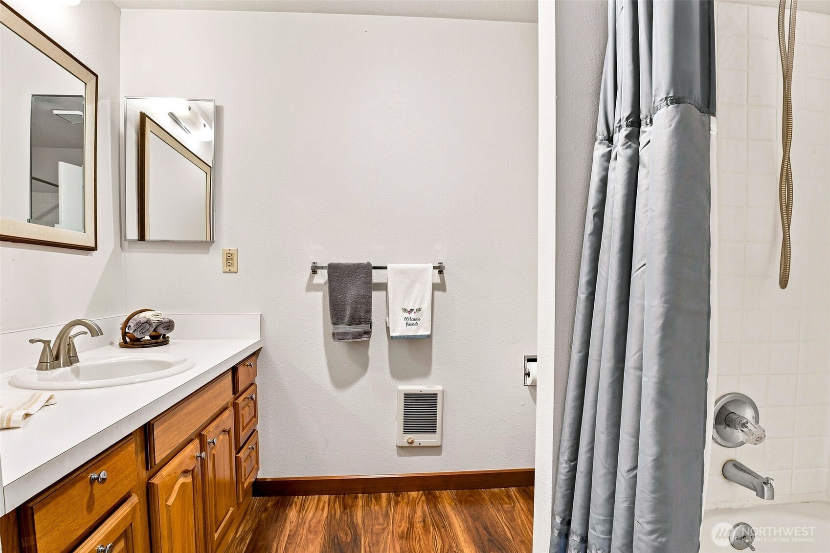 8638 Onyx Drive E Property Photo 16