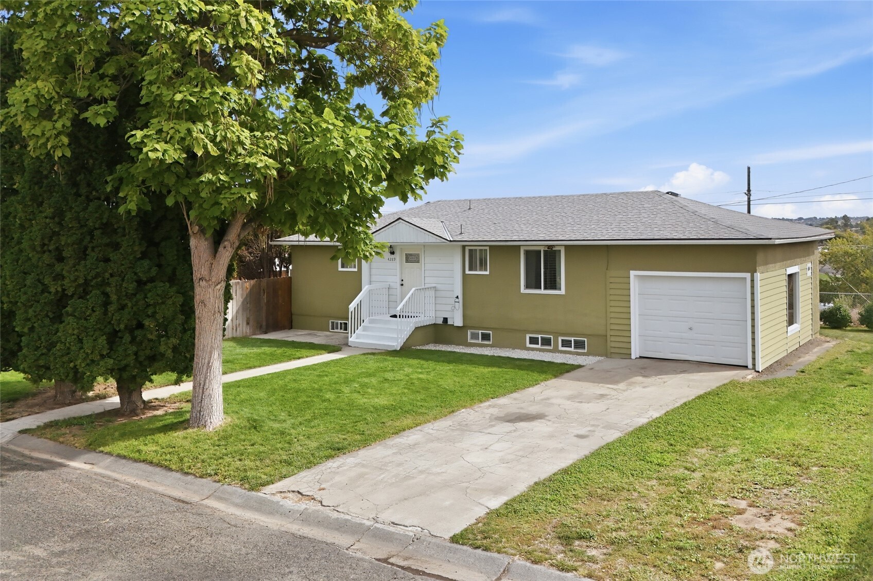 4289 Joann Drive Property Photo 1