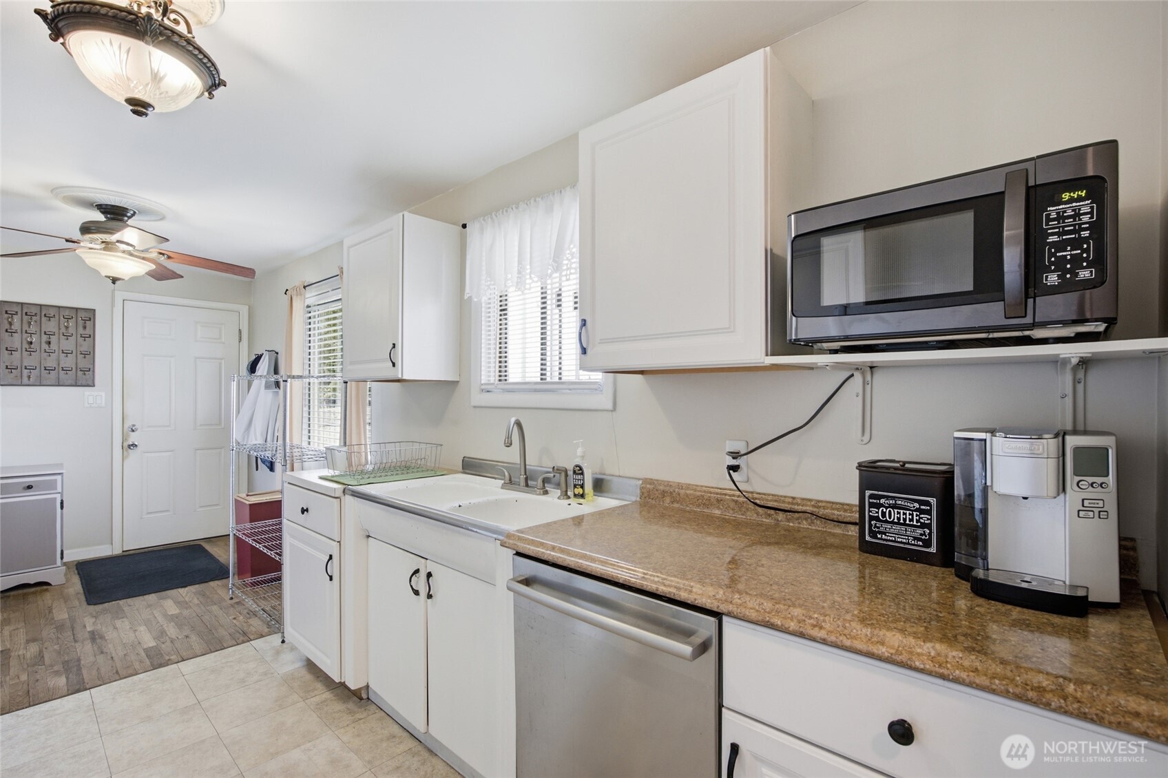 4289 Joann Drive Property Photo 8