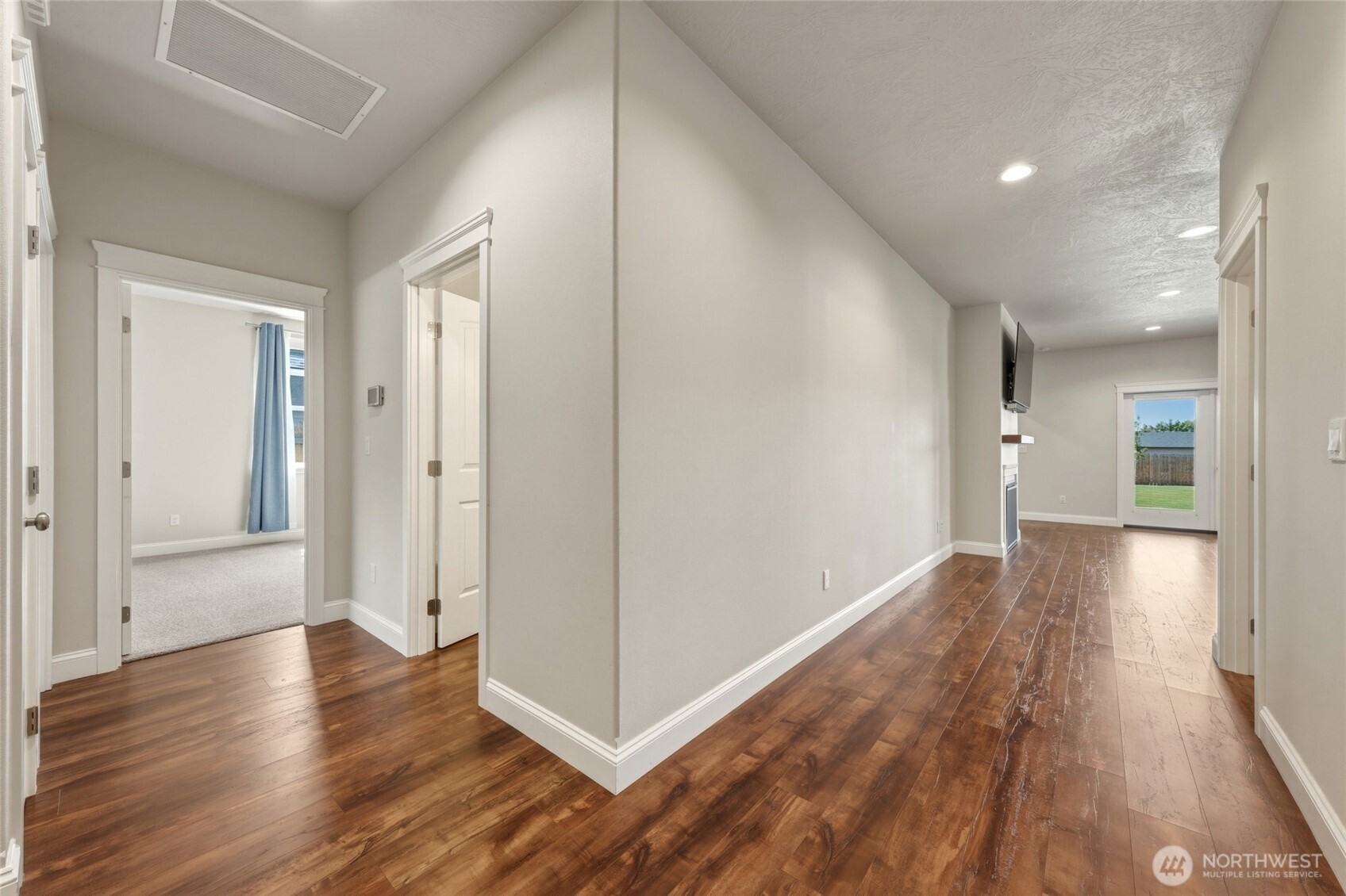 1442 Durant Street Property Photo 4