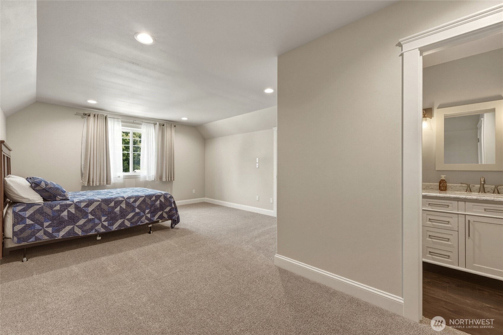 1442 Durant Street Property Photo 27