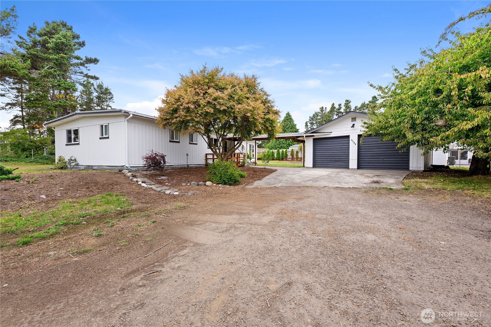 1411 196 Street Property Photo 1