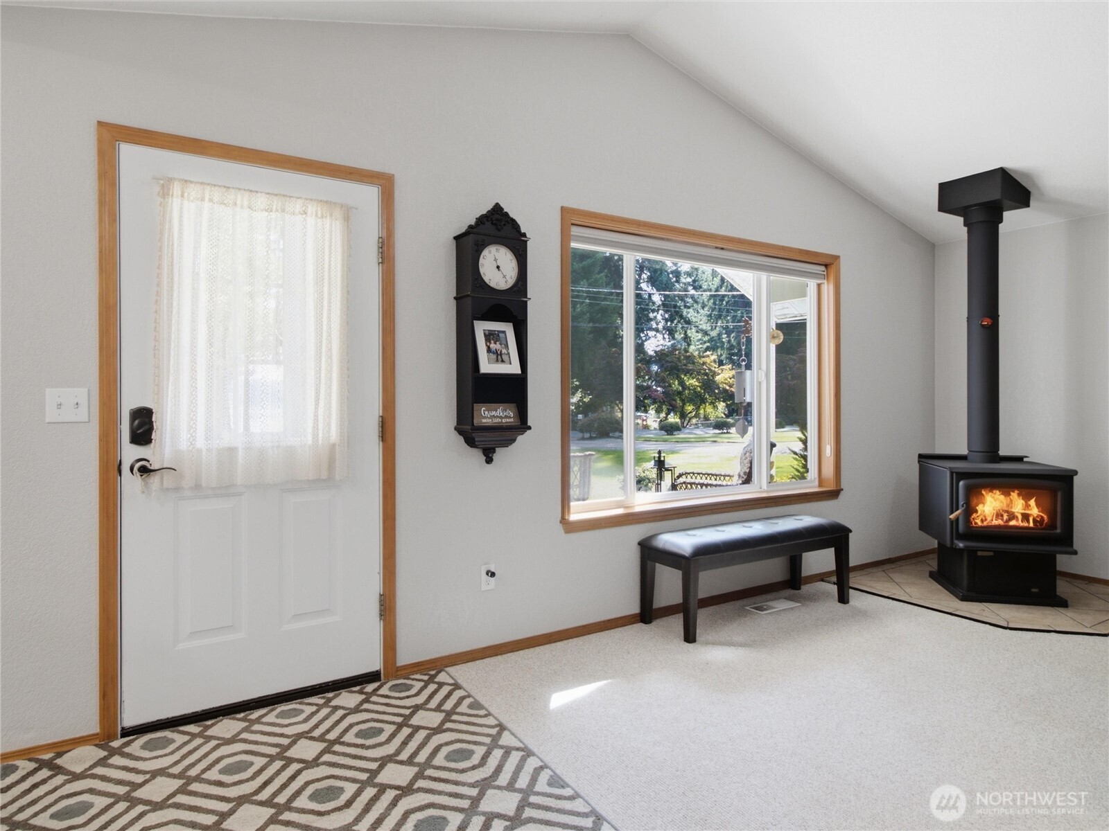 15837 Lawrence Place Property Photo 4