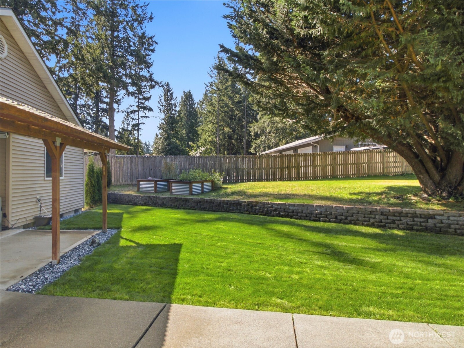 15837 Lawrence Place Property Photo 30