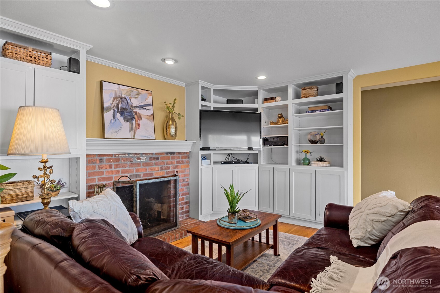 18166 41st Place Property Photo 6
