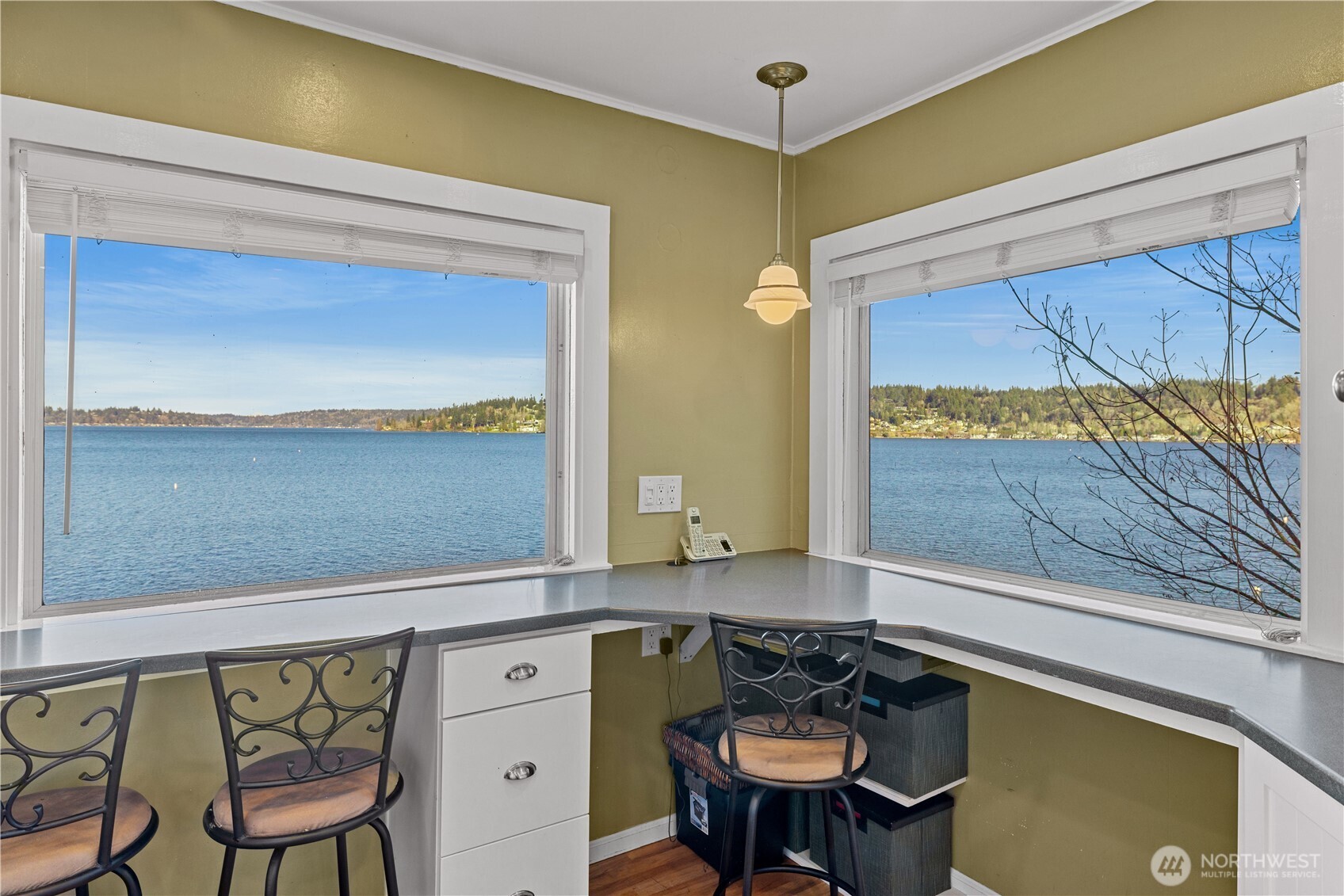 18166 41st Place Property Photo 11