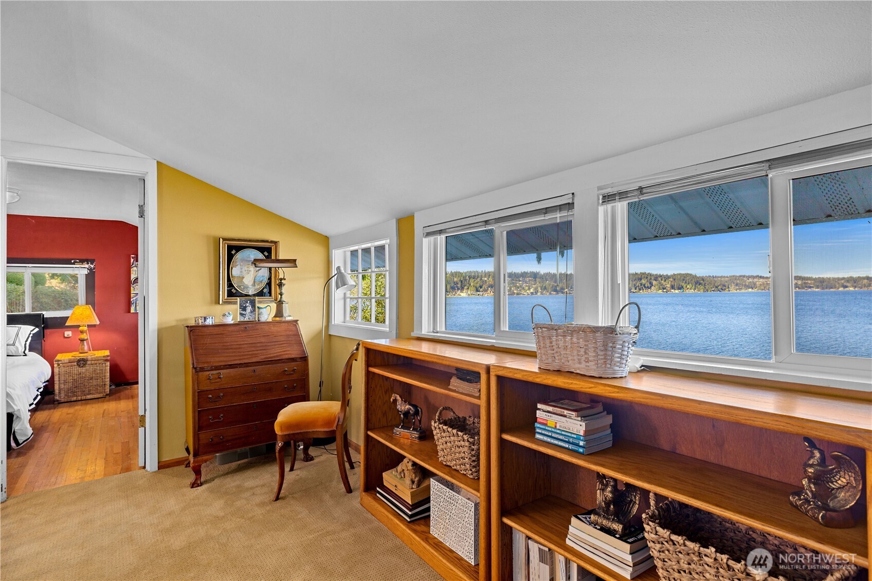 18166 41st Place Property Photo 16