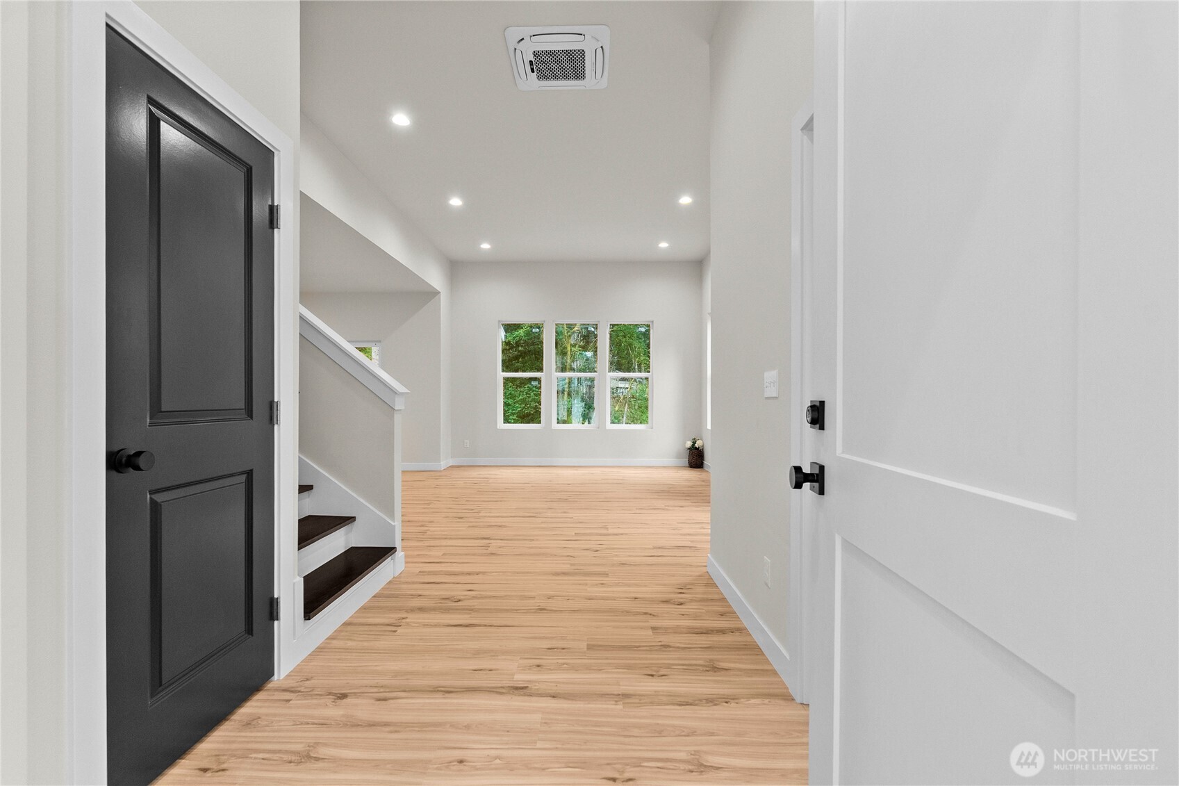17921 Clear Lake Boulevard Property Photo 4