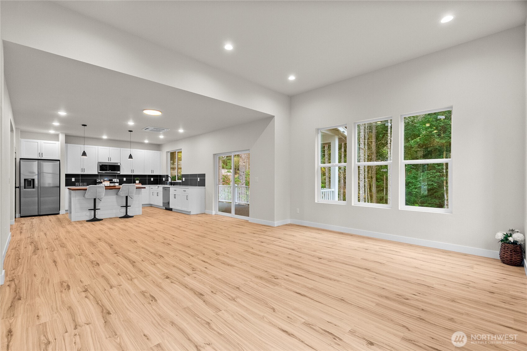17921 Clear Lake Boulevard Property Photo 9
