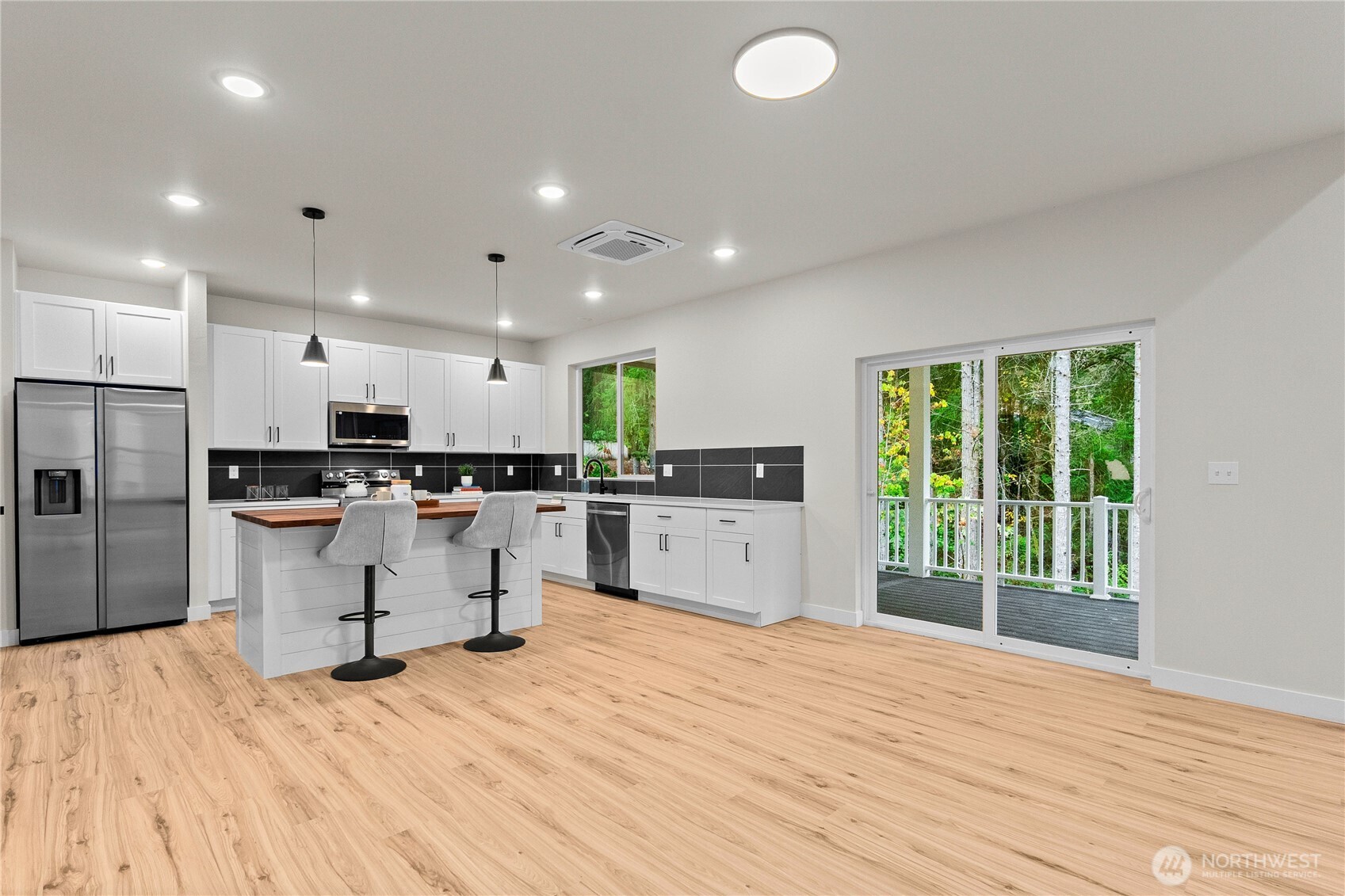 17921 Clear Lake Boulevard Property Photo 13