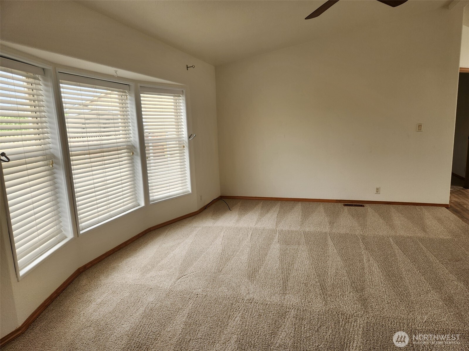 309 5th Avenue Property Photo 6