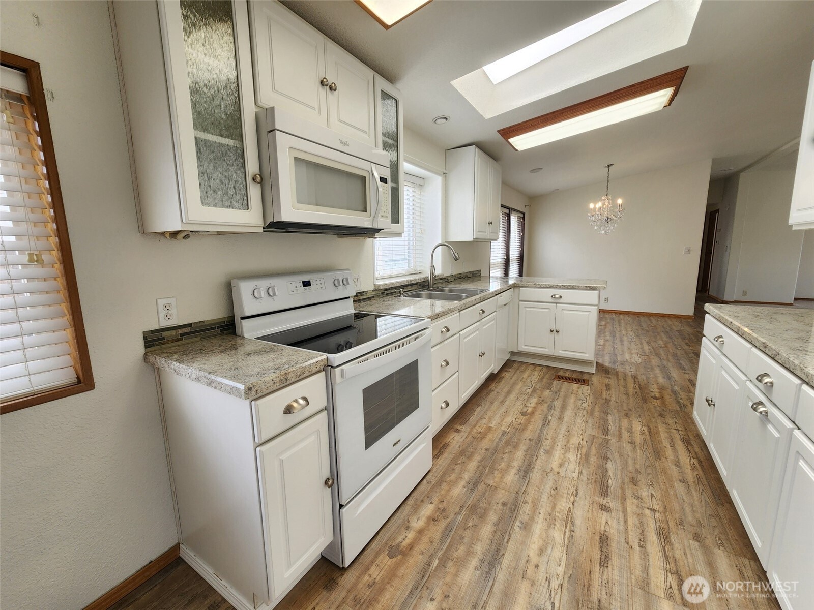 309 5th Avenue Property Photo 10