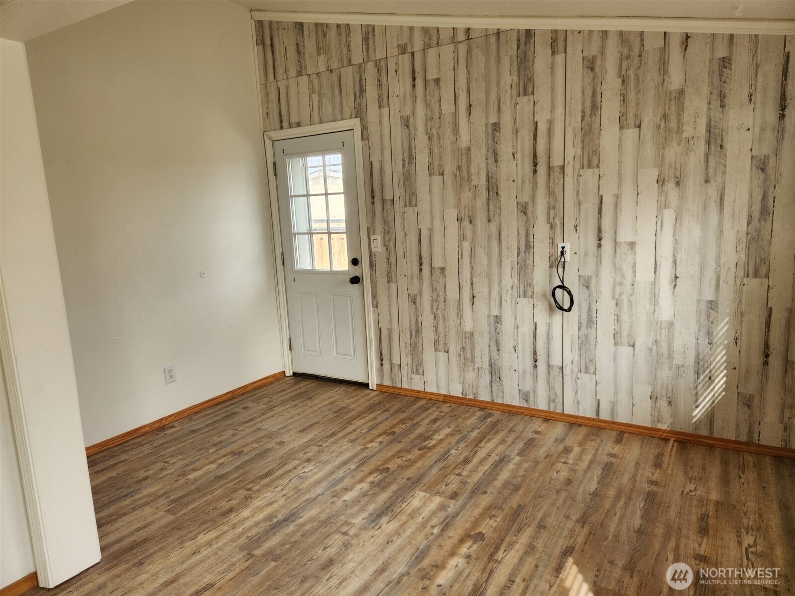 309 5th Avenue Property Photo 13