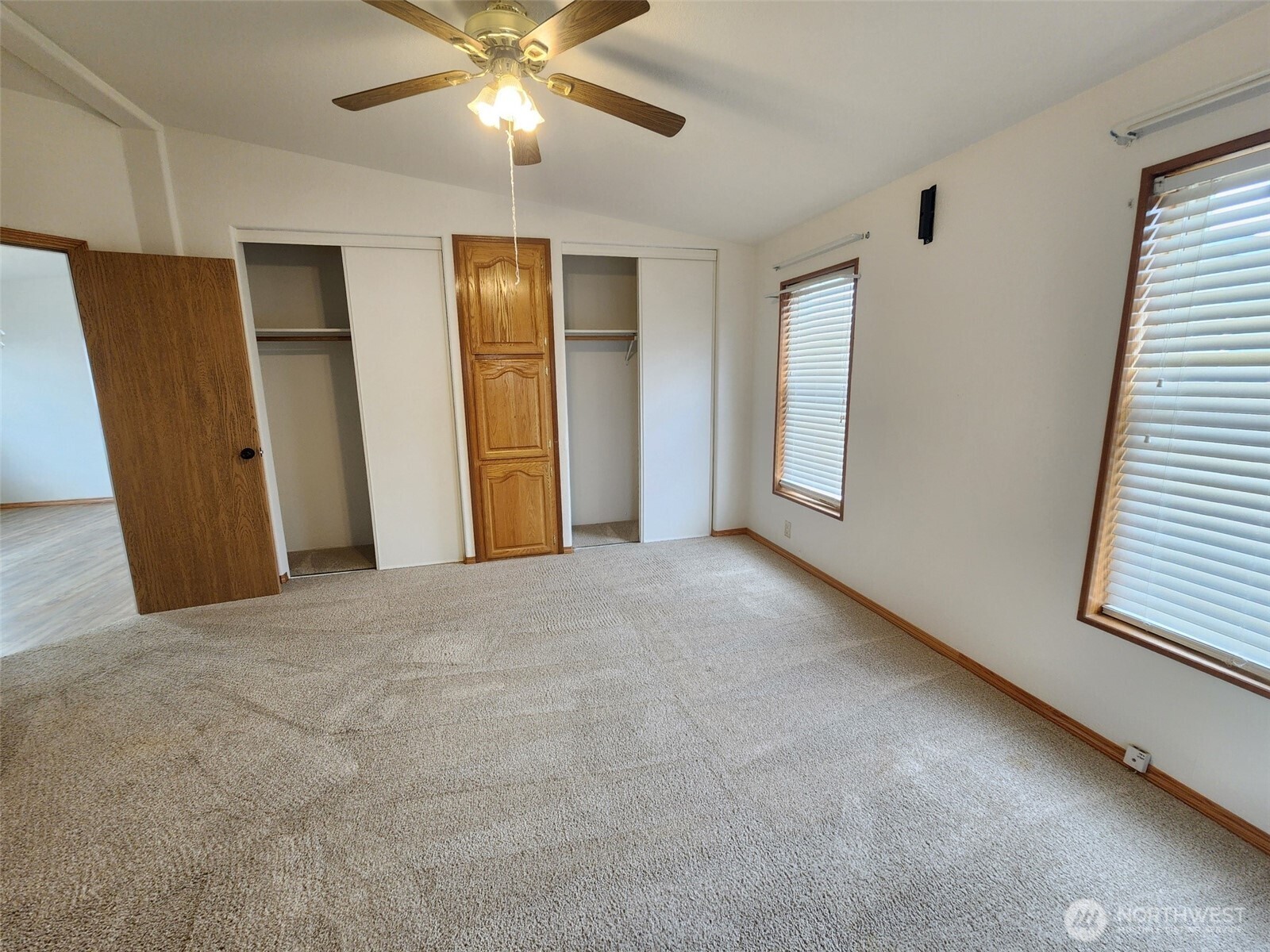 309 5th Avenue Property Photo 15