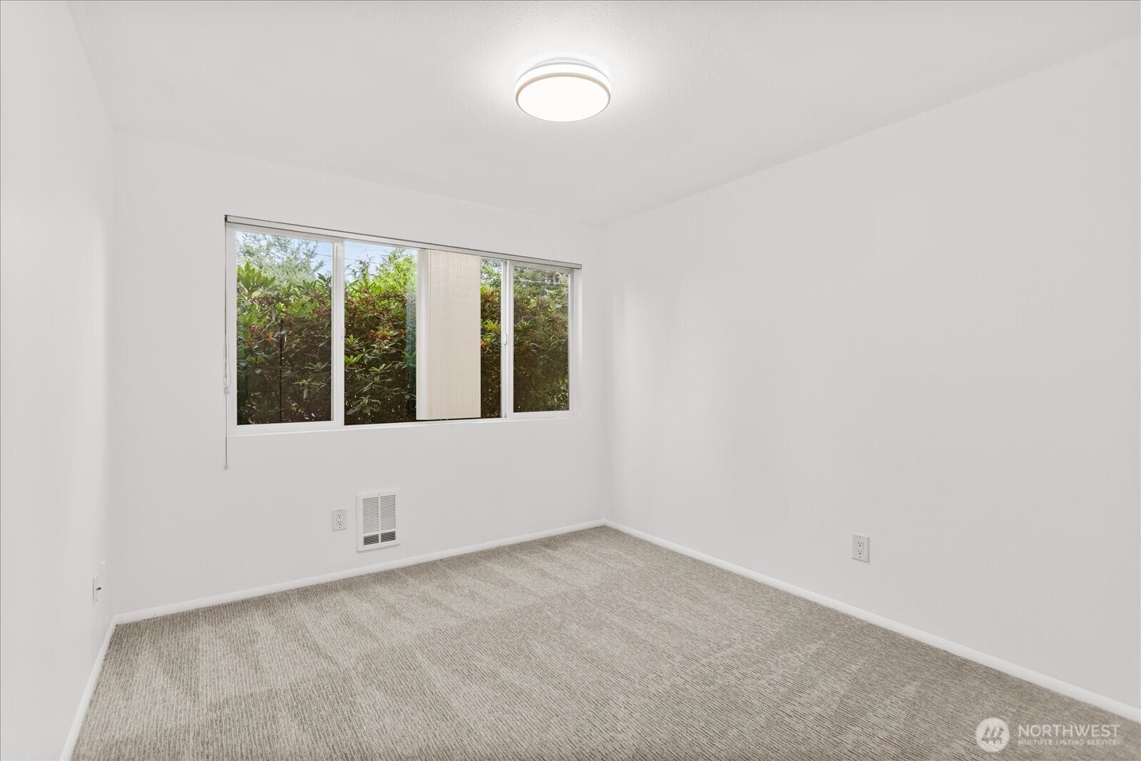 330 Elm Street 205 Property Photo 15
