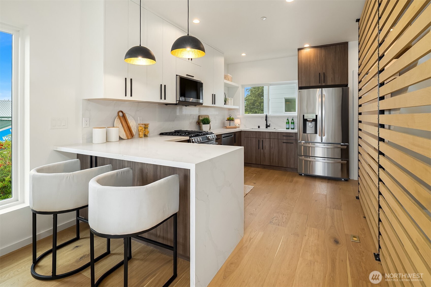 5251 California Avenue Property Photo 11